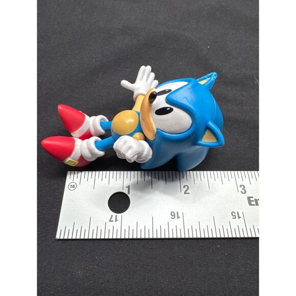 Vintage SEGA Sonic The Hedgehog Figure 3" Collectible Toy By Jakks Pacific Cake - Picture 4 of 7